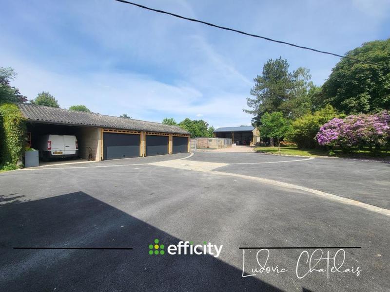 Maison - 395 m² - 7 pièces