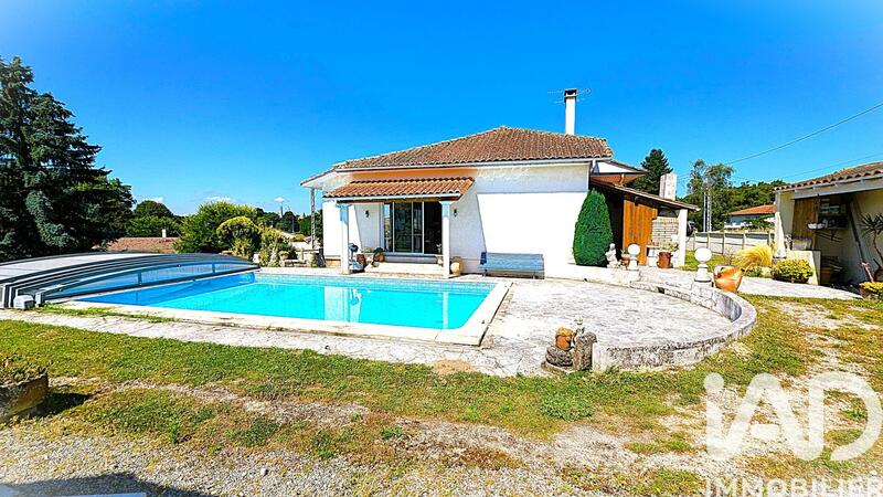 Maison - 201 m² - 5 pièces