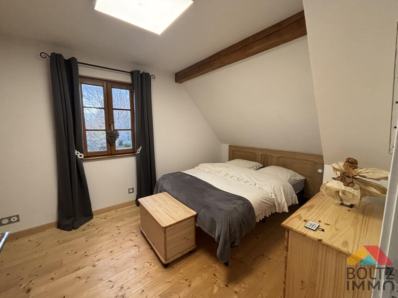 Maison - 266 m² - 8 pièces