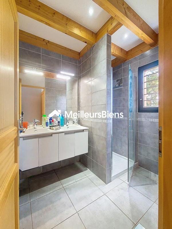 Villa - 170 m² - 5 pièces