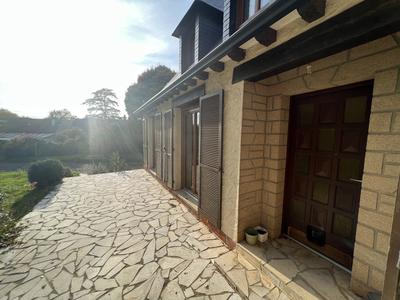 Maison - 179 m² - 7 pièces