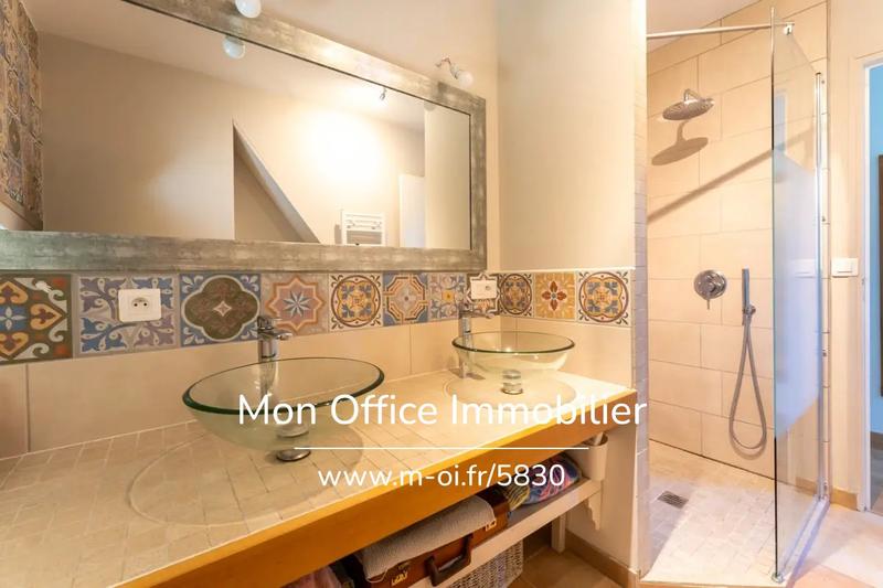 Maison - 178 m² - 7 pièces