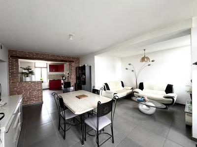 Maison - 90 m² - 3 pièces