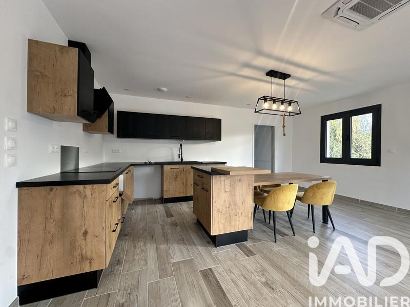 Maison - 98 m² - 4 pièces