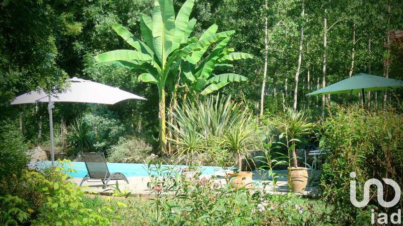 Maison - 400 m² - 8 pièces