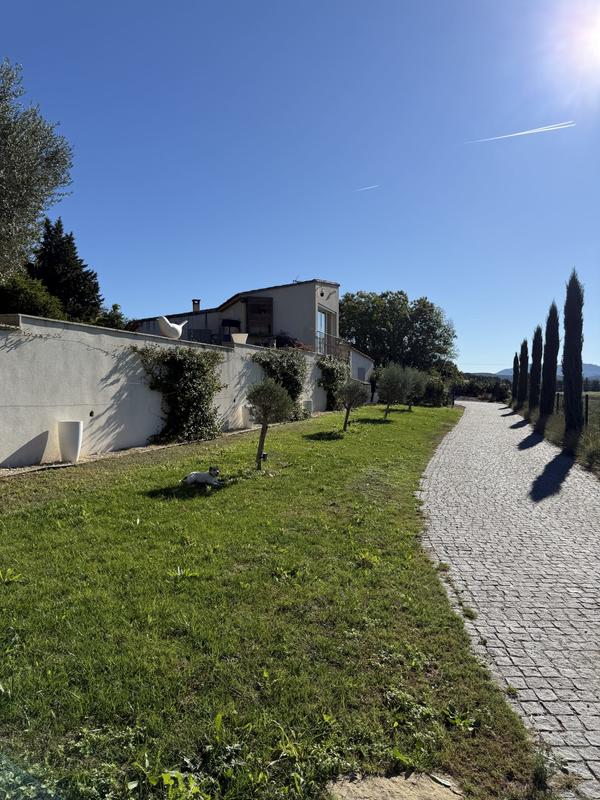 Villa - 280 m² - 8 pièces