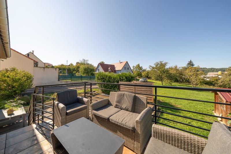 Maison - 92 m² - 4 pièces