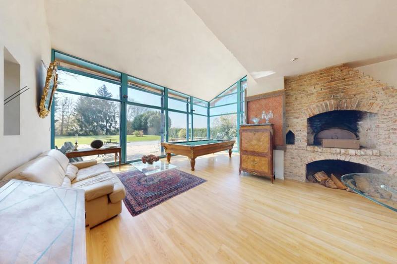 Corps de ferme - 200 m² - 5 pièces