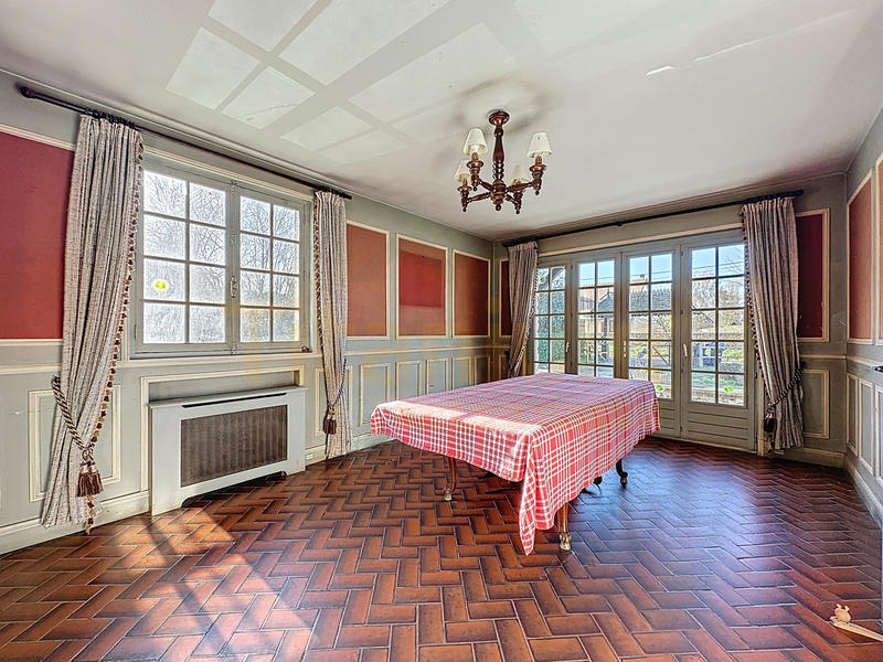 Maison - 94 m² - 5 pièces