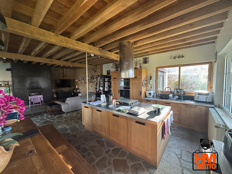 Maison - 182 m² - 6 pièces