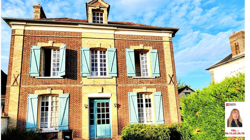 Maison - 137 m² - 6 pièces