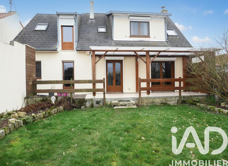 Maison - 110 m² - 5 pièces