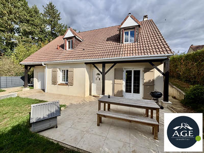 Maison - 106 m² - 5 pièces