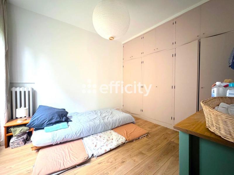 Appartement ancien - 112 m² - 5 pièces