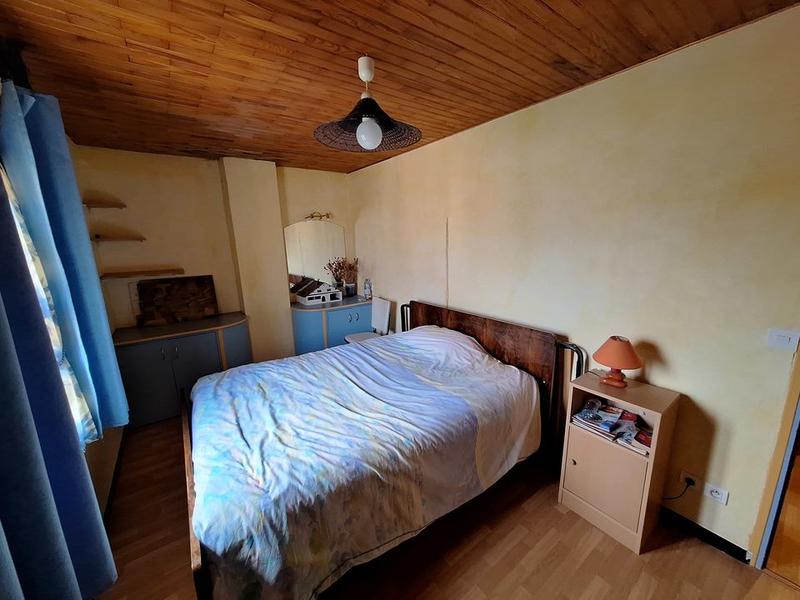 Maison - 288 m² - 10 pièces