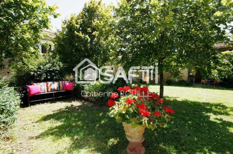 Propriété - 432 m² - 8 pièces