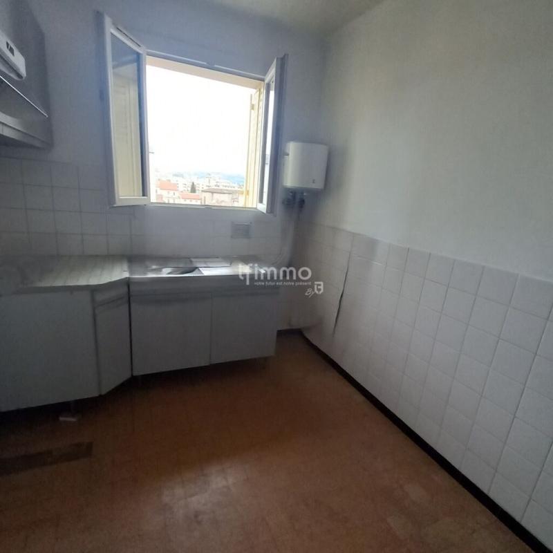 Appartement - 63 m² - 4 pièces
