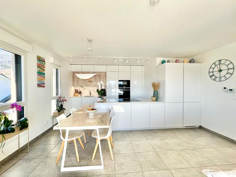 Appartement - 72 m² - 3 pièces