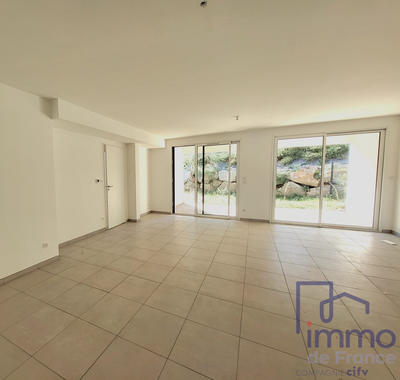 Maison - 112 m² - 4 pièces