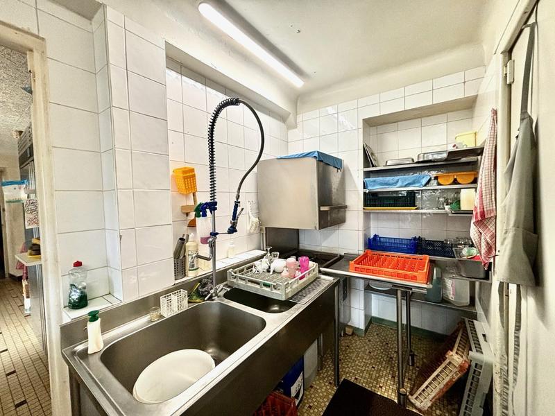 Fonds de commerce - 205 m²