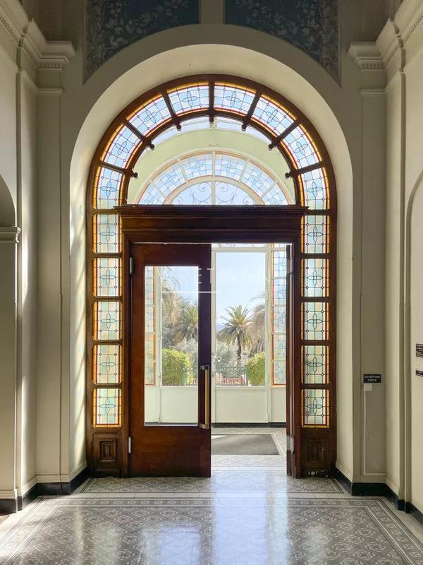 Appartement - 86 m² - 2 pièces