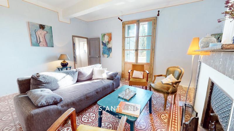 Maison de village - 180 m² - 4 pièces