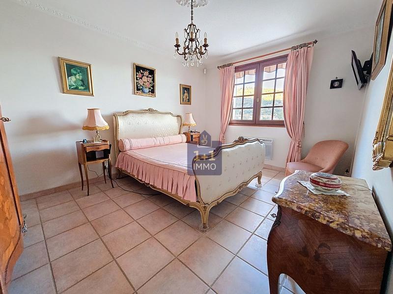 Maison - 178 m² - 5 pièces