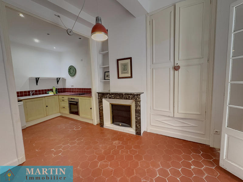 Maison - 213 m² - 9 pièces