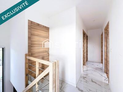 Maison - 121 m² - 5 pièces