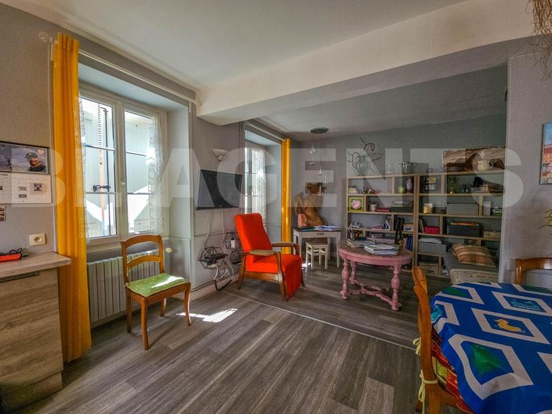 Propriété - 107 m² - 5 pièces