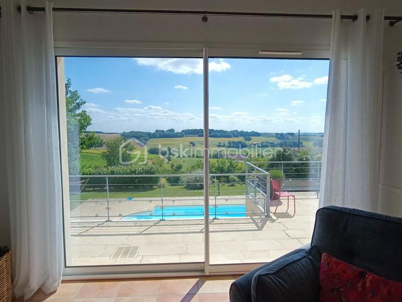 Maison d'architecte - 220 m² - 7 pièces