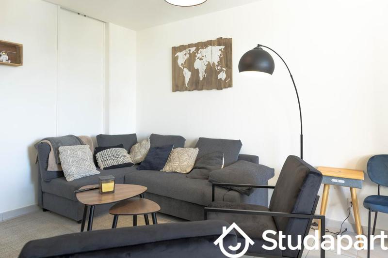 Chambre - 124 m² - 1 pièce