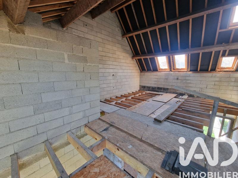 Maison - 104 m² - 4 pièces