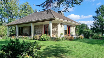 Maison - 150 m² - 5 pièces