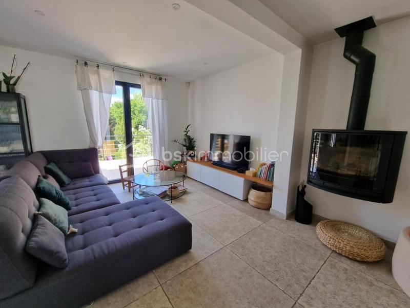 Maison - 94 m² - 5 pièces