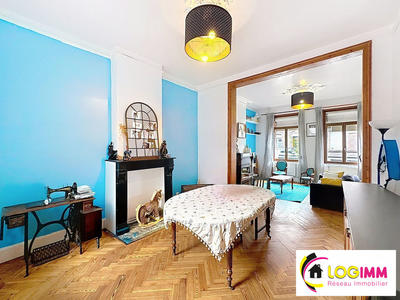 Maison - 170 m² - 9 pièces