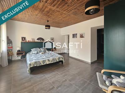 Maison - 142 m² - 6 pièces