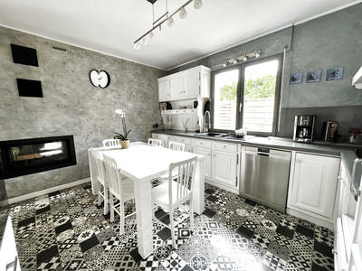 Maison - 165 m² - 7 pièces