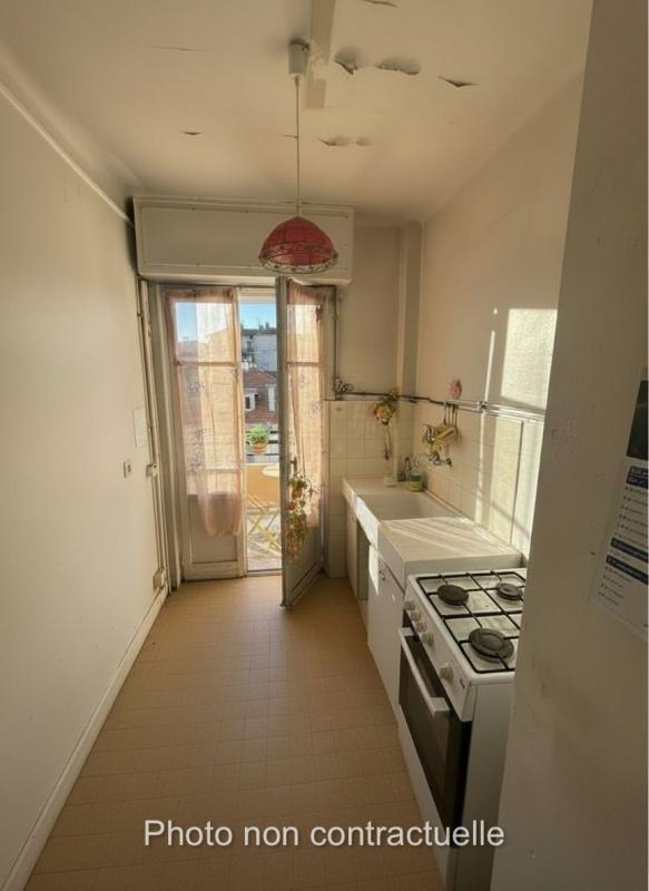 Studio - 30 m² - 1 pièce