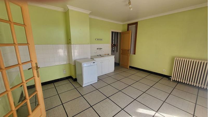 Maison traditionnelle - 260 m² - 10 pièces