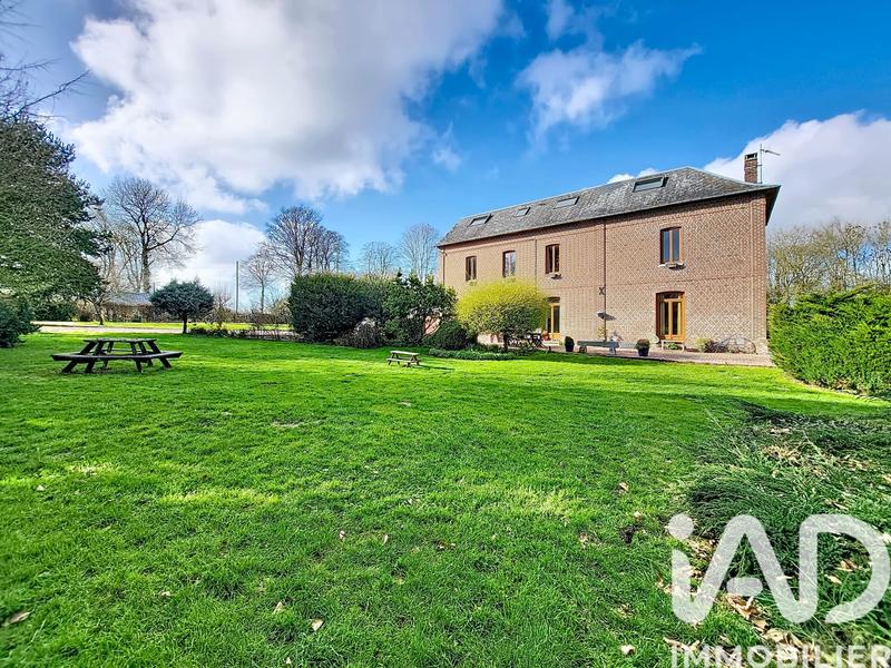 Maison - 219 m² - 8 pièces