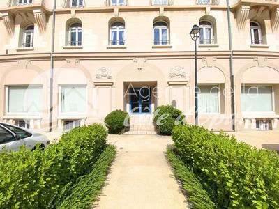 Local commercial - 96 m²