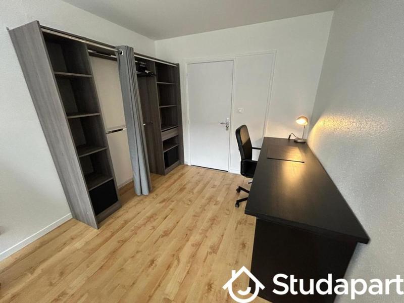 Chambre - 16 m² - 1 pièce