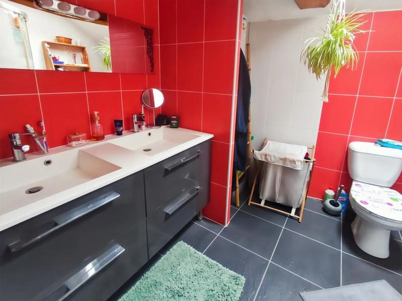 Maison - 185 m² - 6 pièces