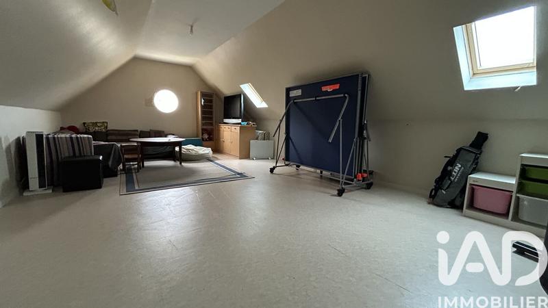 Maison - 235 m² - 8 pièces