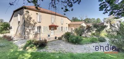 Maison de campagne - 213 m² - 8 pièces