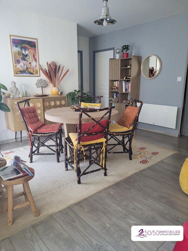 Maison - 90 m² - 4 pièces