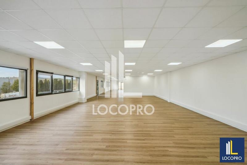 Local d'activité / Entrepôt - 15 250 m²