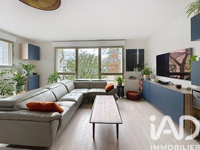 Appartement - 92 m² - 5 pièces
