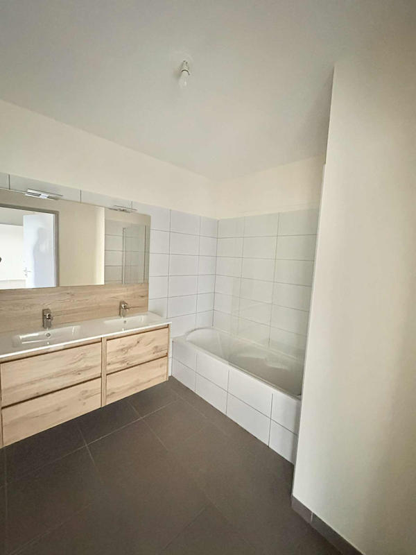 Appartement - 56 m² - 3 pièces